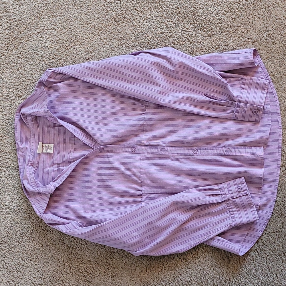 Covington ladies long sleeve lavender blouse